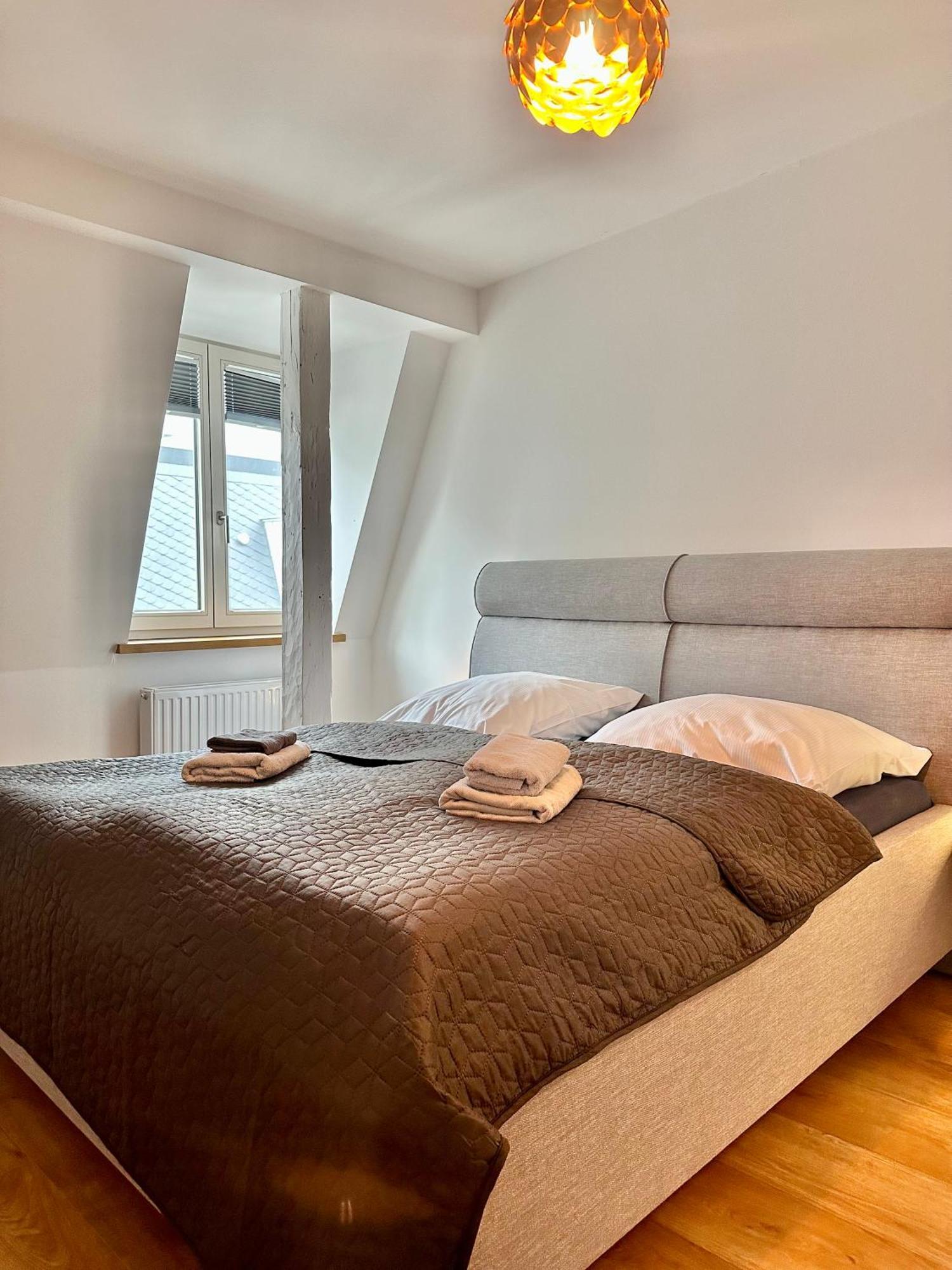 Modernes City-Apartment Mit Blick In Den Park Und 2 Baeder H9 올덴부르크 외부 사진