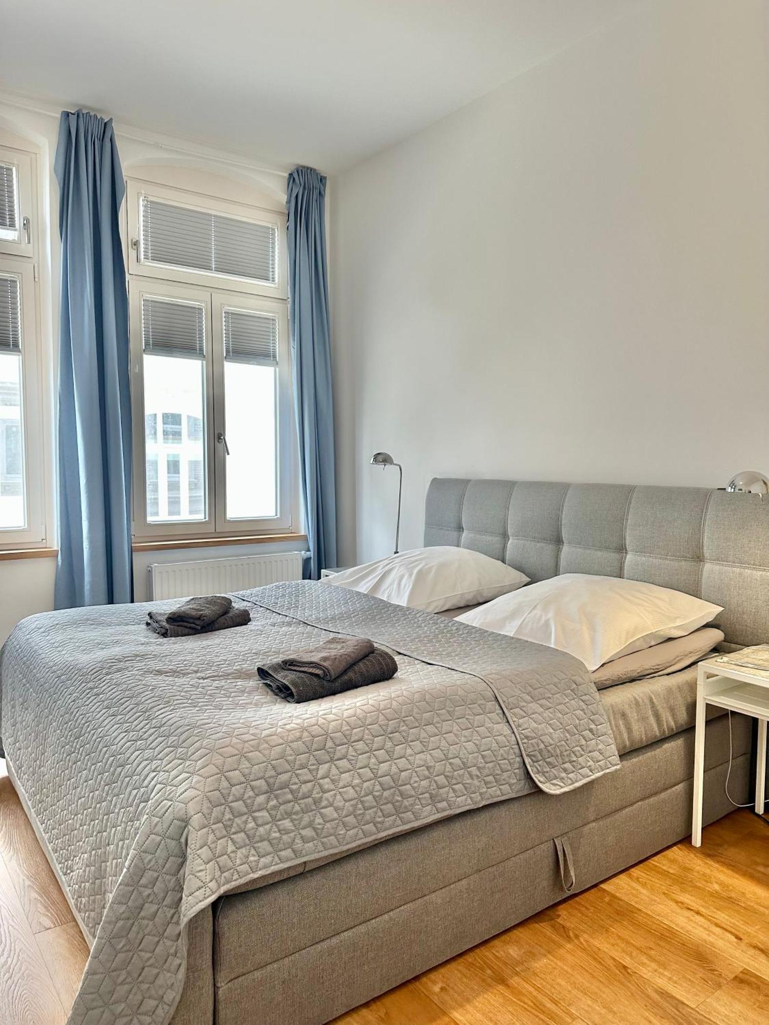Modernes City-Apartment Mit Blick In Den Park Und 2 Baeder H9 올덴부르크 외부 사진