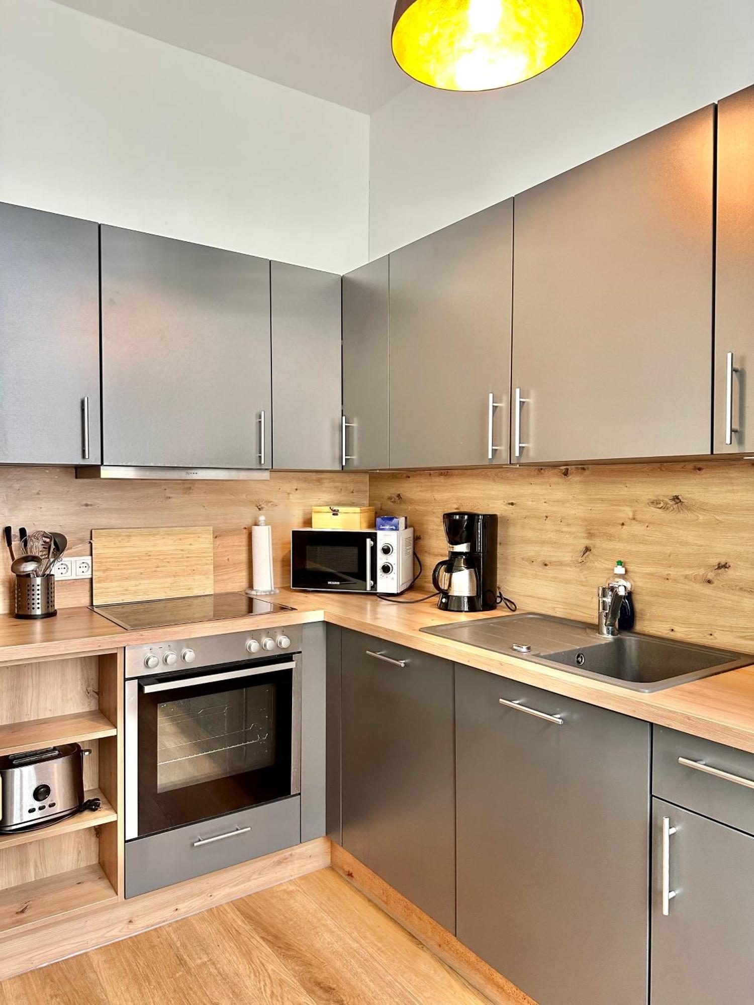 Modernes City-Apartment Mit Blick In Den Park Und 2 Baeder H9 올덴부르크 외부 사진