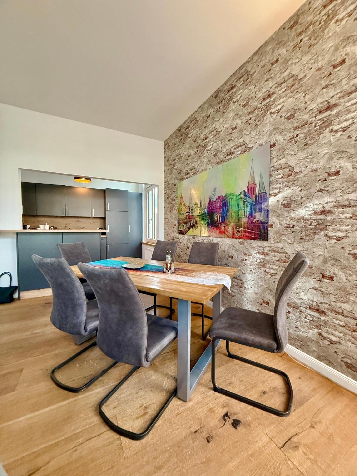 Modernes City-Apartment Mit Blick In Den Park Und 2 Baeder H9 올덴부르크 외부 사진