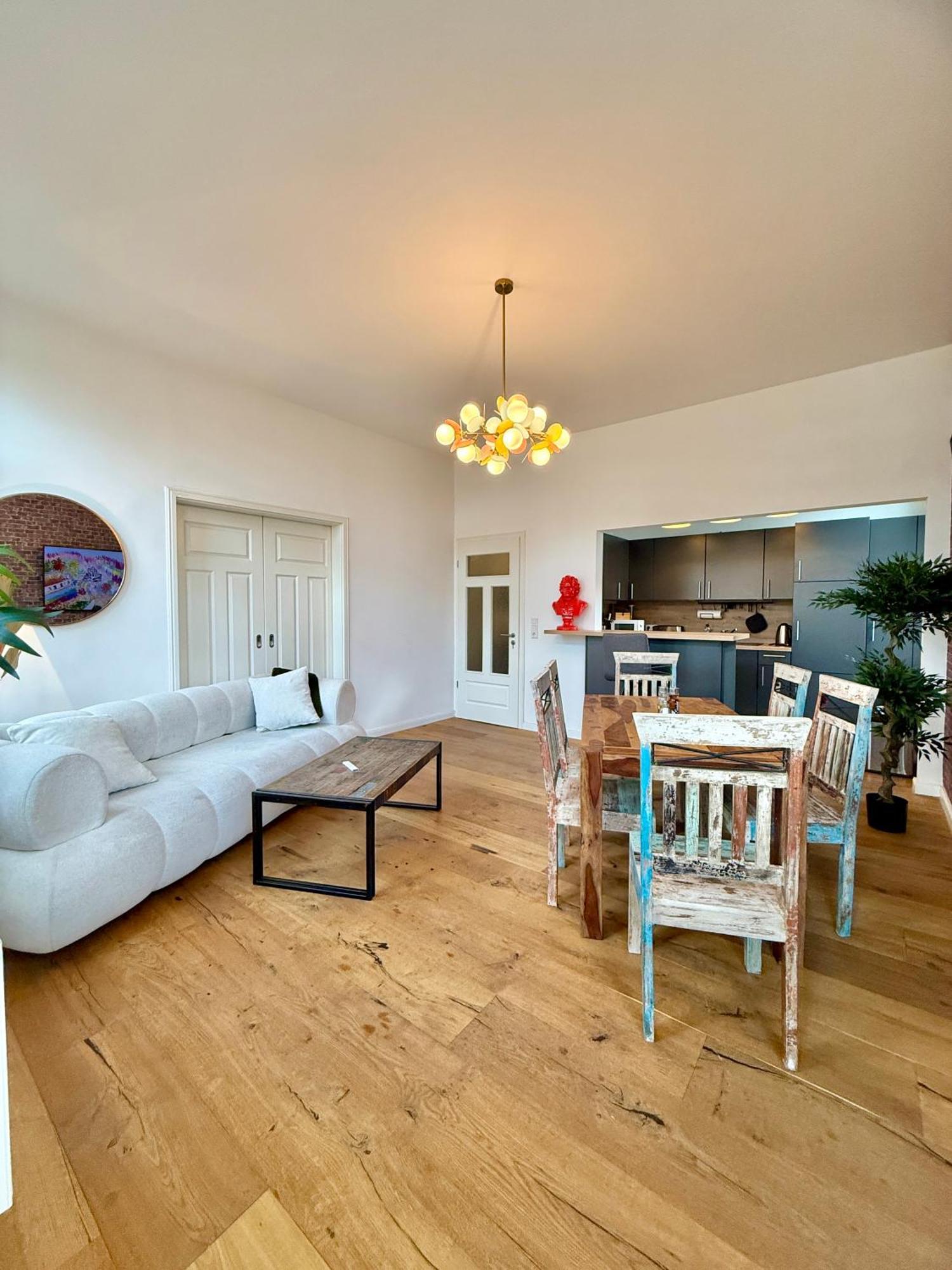 Modernes City-Apartment Mit Blick In Den Park Und 2 Baeder H9 올덴부르크 외부 사진
